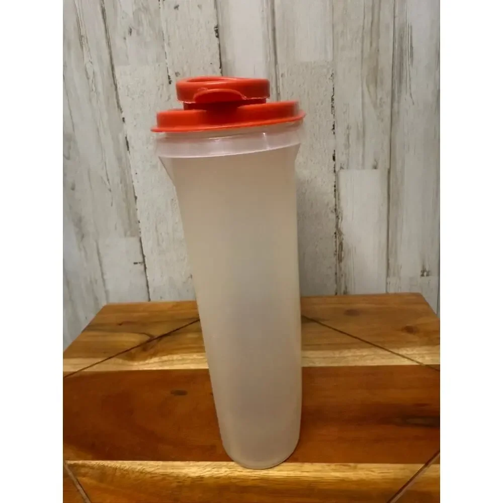 Vintage Tupperware Beverage Buddy‎ Pitcher with Red Flip-Top Lids